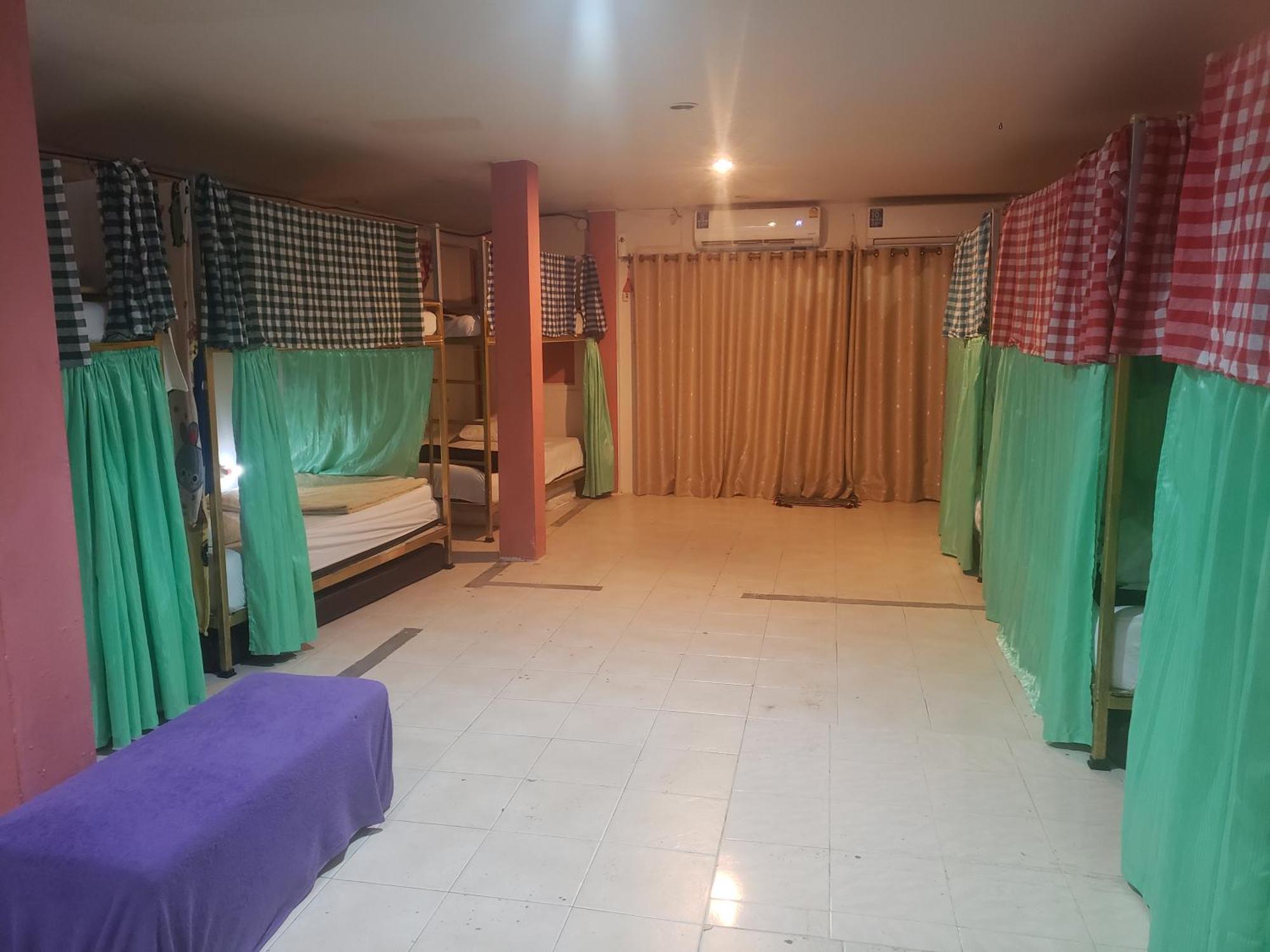 بيت شباب Lucky Dorm جزيرة في في المظهر الخارجي الصورة